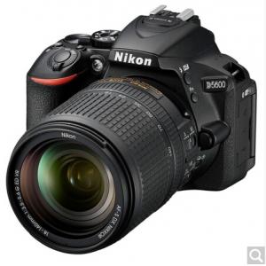 尼康（Nikon） D5600 单反套机（AF-S DX 尼...