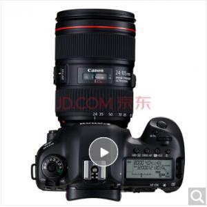 佳能相机EOS5DIV（24-105）套机（含佳能闪光灯、电池、存储卡、UV镜、相机包等配件）